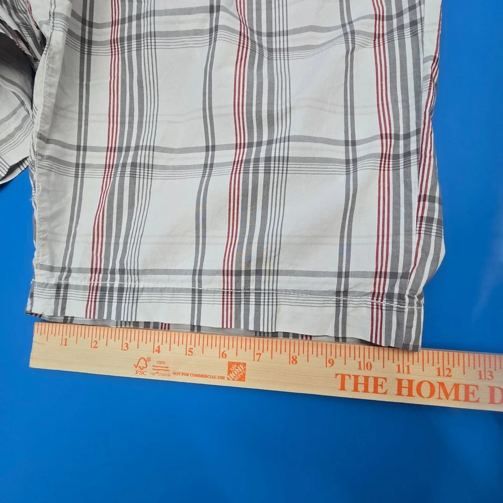 Guess Men's Plaid Flat Front Shorts White Red Grey Size 40‎ 11.5